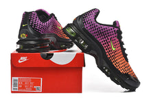 Nike Air Max Plus VI Black Gradient Sneakers