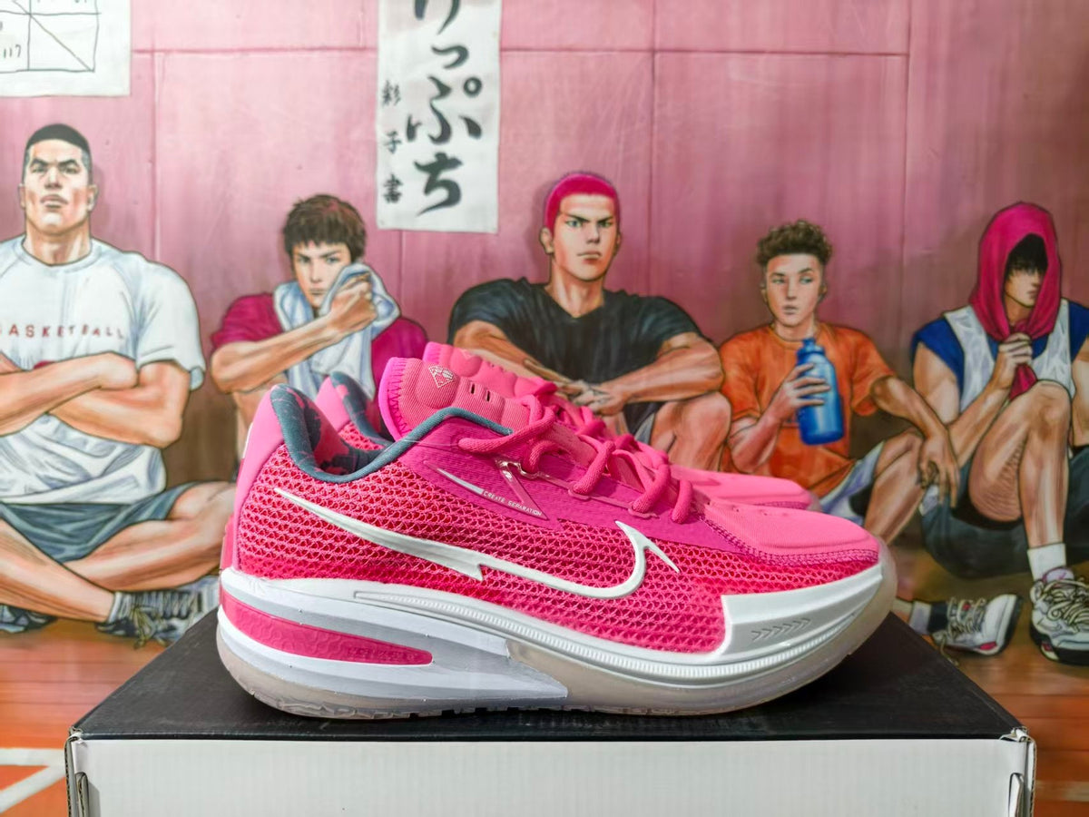 Nike Basketball Shoes in Pink