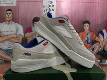Jordan Low-Top Sneakers Off-White and Blue