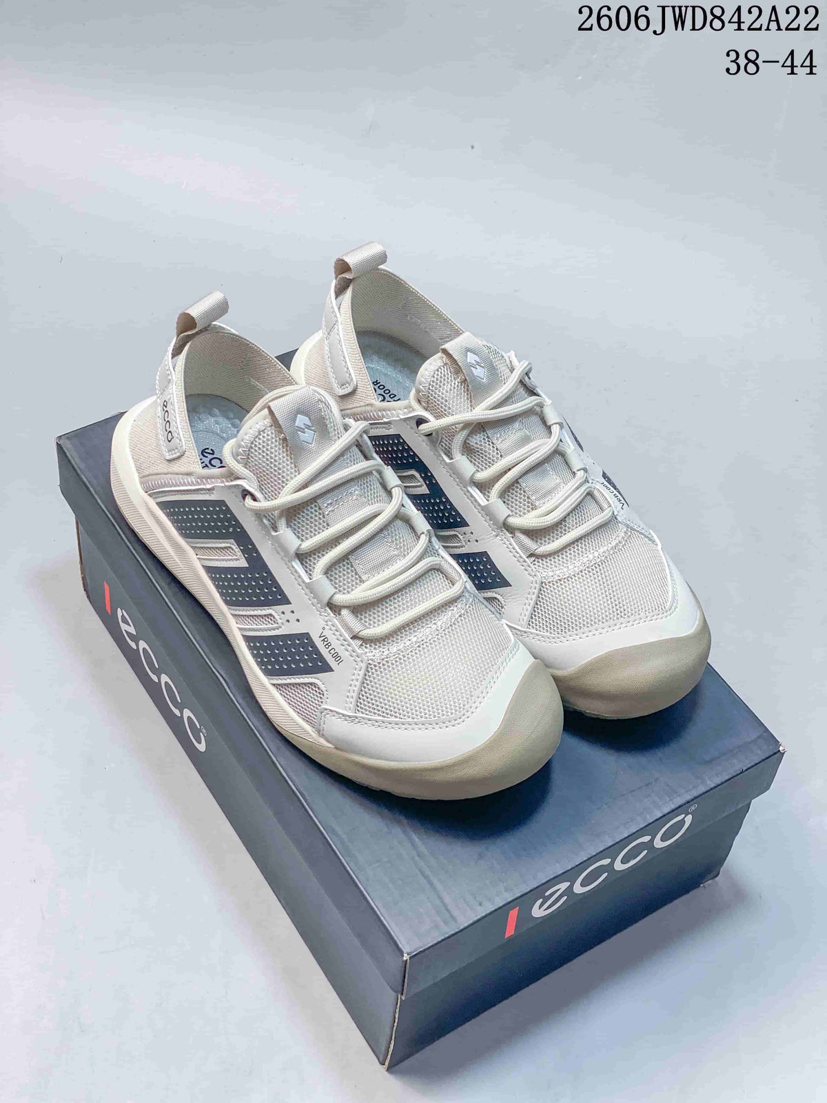 ECCO Men's Baroque Mesh Hiking Sneakers JWD842A22