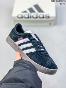 Adidas VL Court Classic Shoes in Navy and White