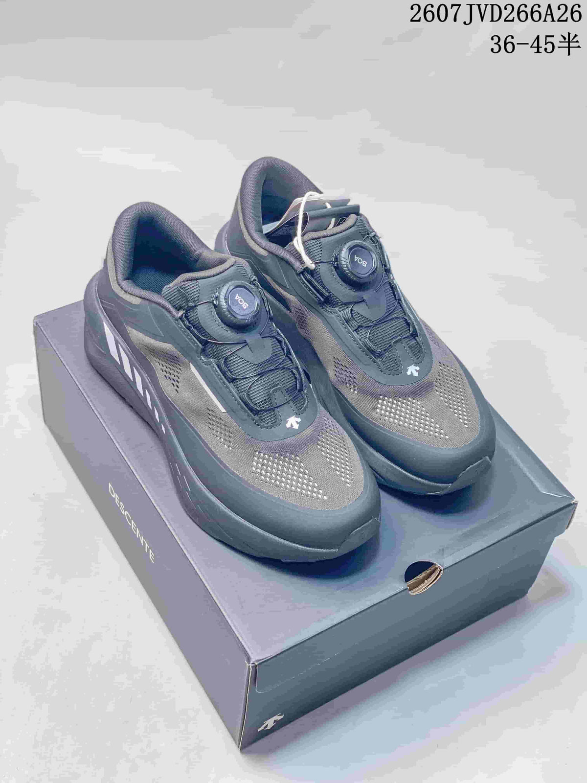 Descente Traxis Urban Outdoor Sneakers Dark Gray 2607JVD266A26