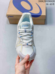 ASICS Gel-Kahana 8 Trail Running Shoes White Lavender