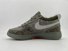 Nike HF6236-002 Low-Top Sneakers in Gray and Orange