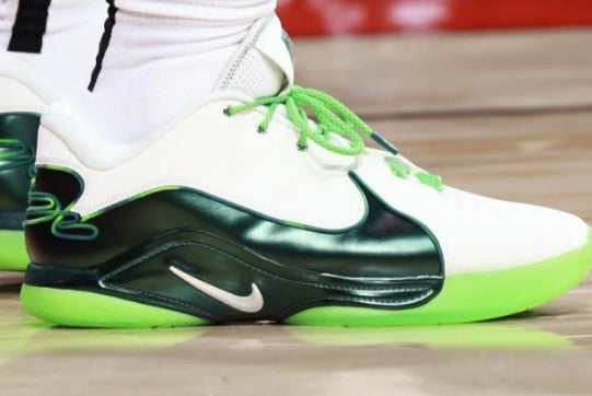 Nike LeBron 22 Basketball Sneakers White Green