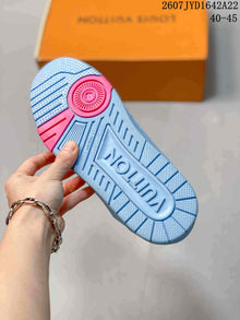 Louis Vuitton Trainer Low-Top Sneakers Light Blue