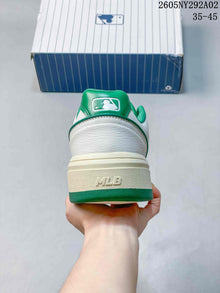 MLB Chunky Liner Low-Top Sneakers White and Green