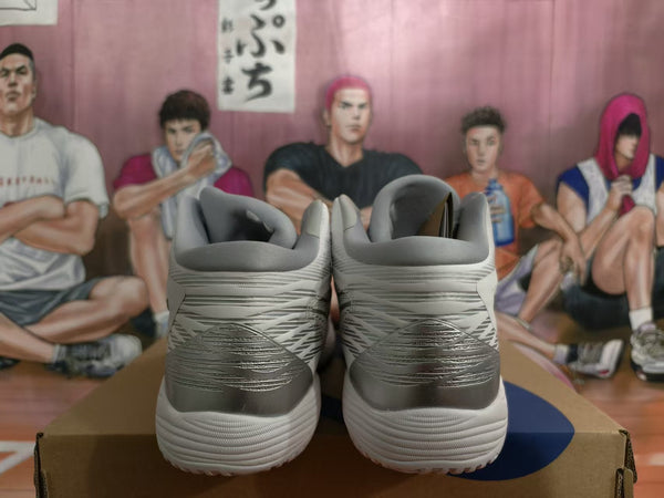 ASICS Basketball Shoes in White and Silver