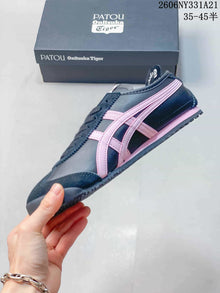 Onitsuka Tiger Mexico 66 Deluxe Sneakers in Navy and Pink