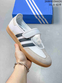 adidas Samba Jane Mary Jane Sneakers HP7130