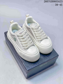 ECCO 2607GDD603A23 White Low-Top Sneakers
