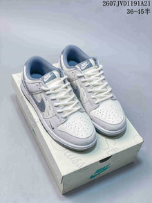 Nike SB Dunk Low x Stussy White Black Sneakers