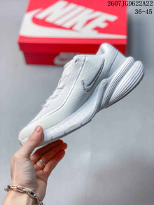Nike Uplift SC Low-Top Sneakers White 712220WPR