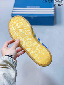 adidas Originals Samba ADV Sneakers Blue White Gum Sole