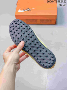 Nike Moon Shoe OG Summit Low-Top Sneakers IW0955-100