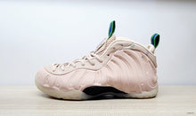Nike Air Foamposite One Particle Beige Sneakers