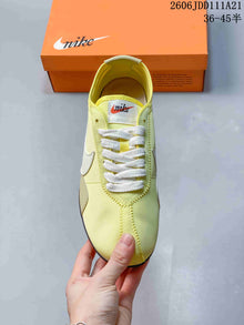 Nike Moon Shoe OG Summit Low-Top Sneakers IW0955-100