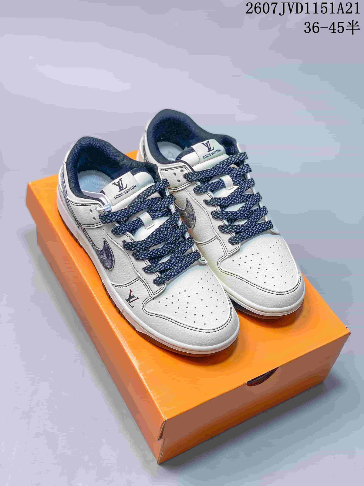 Nike Dunk Low Retro x IP Sneakers White/Navy 2607JVD1151A21