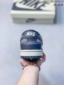 Nike SB Dunk Low Navy Plaid Sneakers DD1353A13