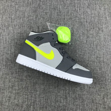 Jordan Air 1 Mid Grey Volt Sneakers 554724-072