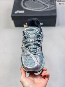ASICS Gel-Nimbus 10.1 Silver Mint Sneakers 1203A543-400