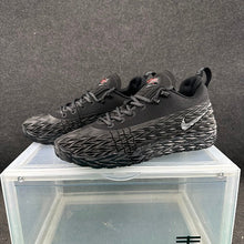 Nike Black and Gray Textured Low-Top Sneakers