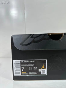 Jordan Air Jordan 1 Low SE Black White Grey FD0399-004