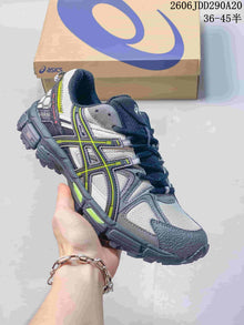 ASICS Gel-Kahana 8 Trail Running Sneakers