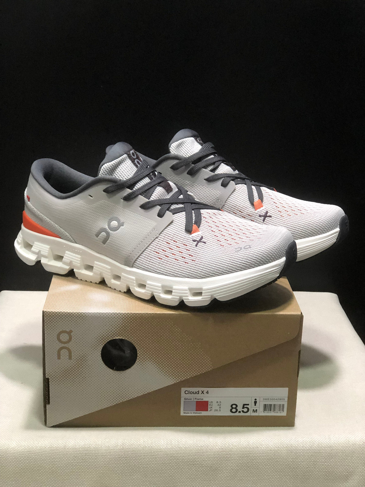 On Cloud X4 Low-Top Running Shoes Silver/Flame