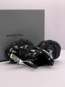 Balenciaga 3XL Sneakers Black White