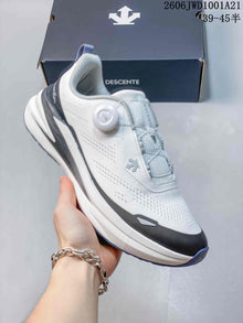 DESCENTE LAVITATE WIRE 3.0 GTX Sneakers, White and Gray