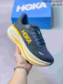 HOKA Bondi 9 Running Sneakers Carbon Black