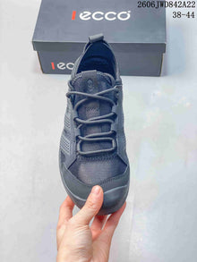 ECCO Men’s Gray Mesh Hiking Sneakers