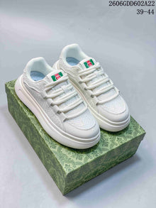 Dior White Casual Sneakers with Yellow Accents 2606GDD602A22