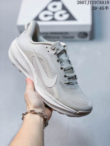 Nike ACG Pegasus Trail Sneakers
