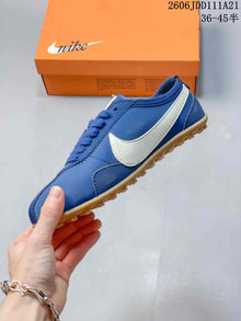 Nike Moon Shoe OG Summit Low-Top Sneakers IW0955-100