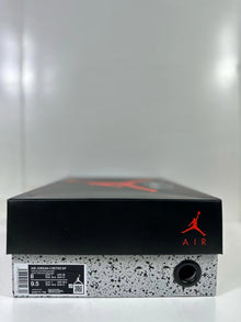 Jordan Air Jordan 4 Retro SP Tour Yellow Sneakers DV6773-700