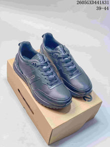 ECCO Casual Sneakers in Navy