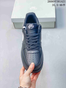 Nike Air Force 1 ’07 LV8 Low-Top Sneakers IV3222-400