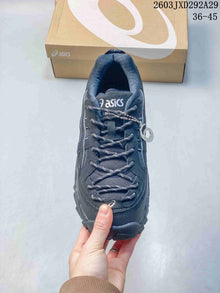ASICS Gel-Pickax Outdoor Hiking Sneakers 1203A983-020