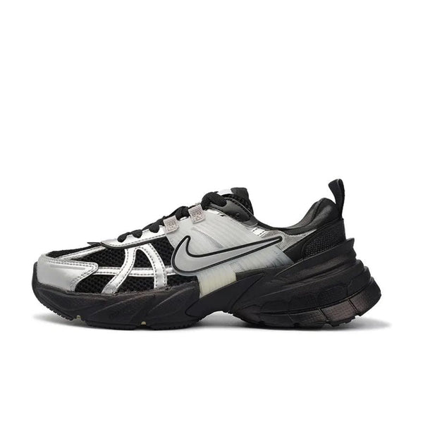 Nike Zoom Vomero 5 Black and Silver Sneakers