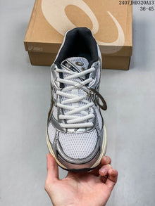 ASICS GEL-1130 Silver Retro Running Sneakers 07JHD320A13