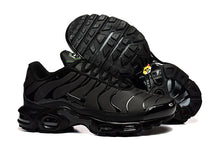 Nike Air Max Plus Color-Changing Green Black Sneakers
