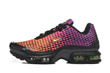 Nike Air Max Plus VI Black Gradient Sneakers