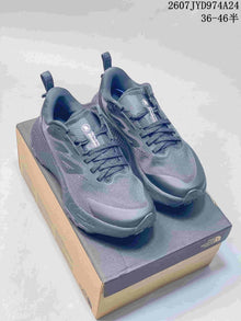 The North Face Altamesa 500 Gray Trail Sneakers
