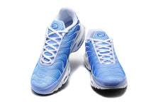 Nike Air Max Plus Blue Running-Style Sneakers