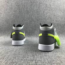 Jordan Air 1 Mid Grey Volt Sneakers 554724-072