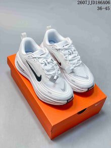 Nike Vomero 18 GTX Running Shoes White Black