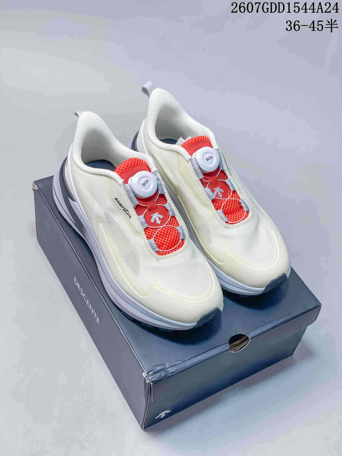 DESCENTE LAVITATE WIRE 3.0 Running Sneakers Off-White