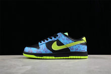 Nike SB DV1694-900 Low-Top Sneakers Black Blue Green